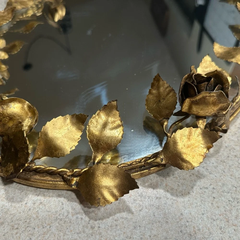 Antique Gold Leaf Oval Mirror